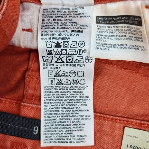 ☔️🔹️NWT Levi's Orange Raw Hem Denim Shorts Size 6/28 - Picture 9 of 9